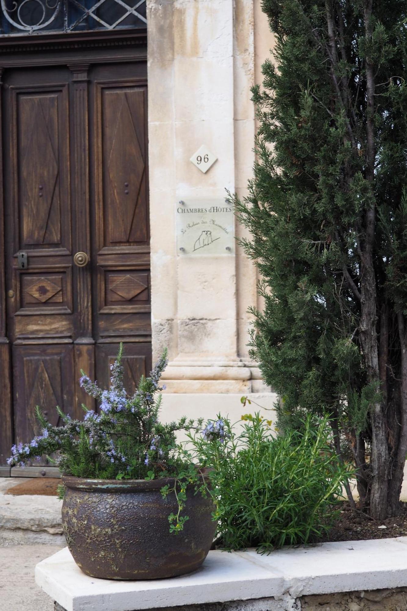 Chambres D'Hotes Le Relais Des Marmottes En Luberon Lagnes Bagian luar foto